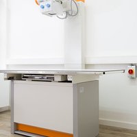 thumb: Amadeo V Systeme